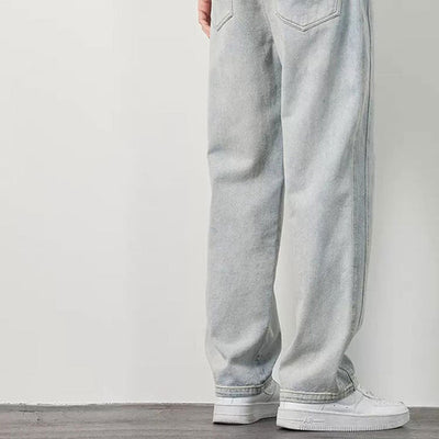 BLAZ | JEANS MED LØS PASFORM